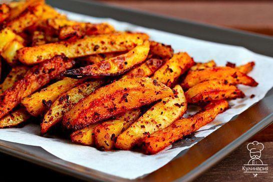 Ароматный картофель фри, запеченный в духовке 