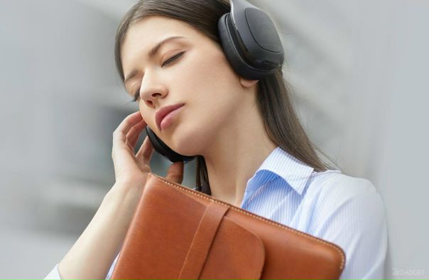 Xiaomi Mi Bluetooth Headset: 10 часов музыки без перерыва