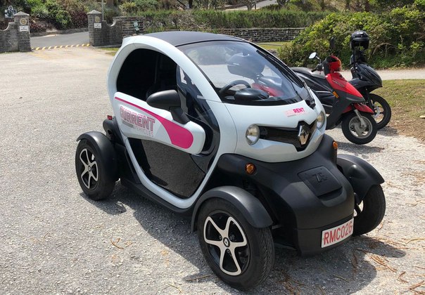 Renault Twizy — микро-электрокар для райских островов