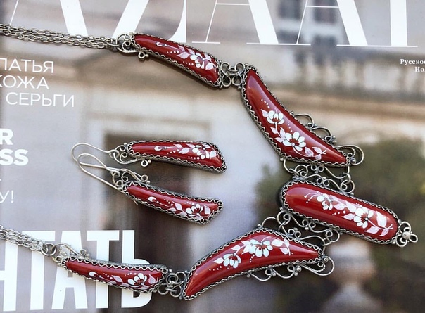 Колье и серьги в наличии. Финифть. Ручная работа