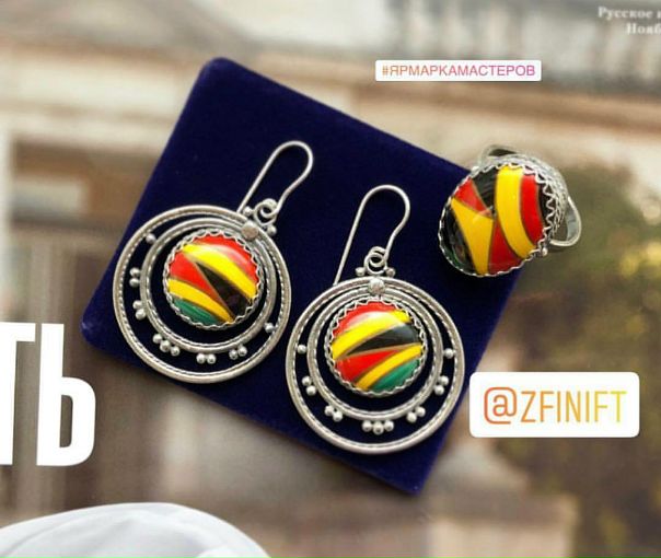 Комплект в наличии Ручная работа 