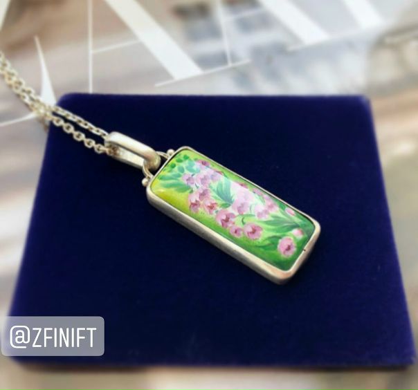 Новинка дня! Кулон в наличии. Финифть. Ручная работа