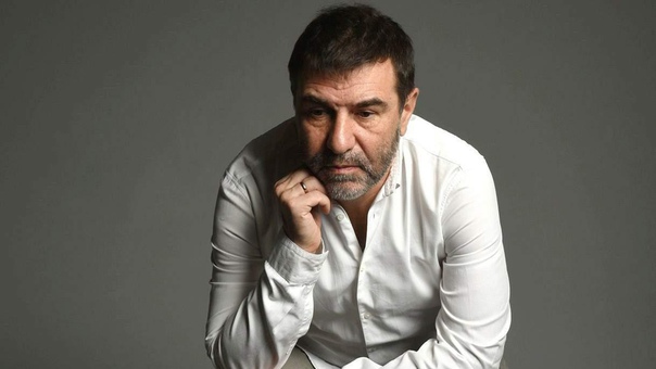 Евгений Гришковец назвал Сергея Шнурова предателем: 