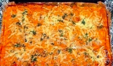 Фаршированные каннеллони, запеченные с сыром