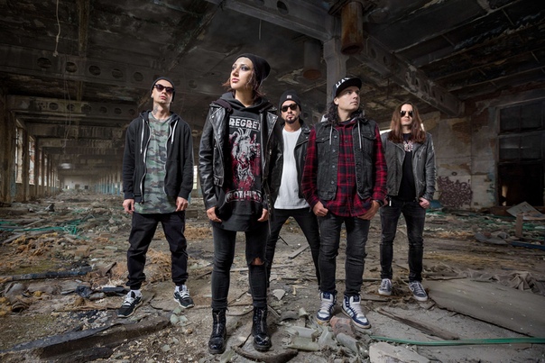 Louna показали трейлер клипа «Тоннель»: 