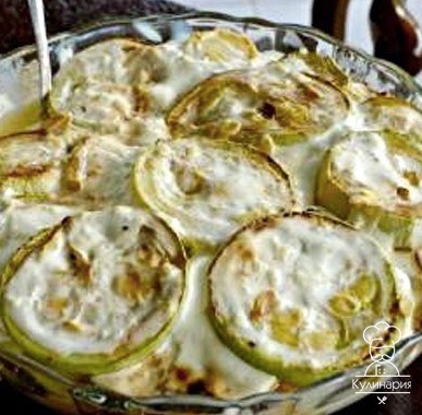Жареные кабачки с чесночным соусом