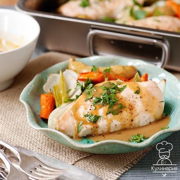 Куриная грудка с овощами