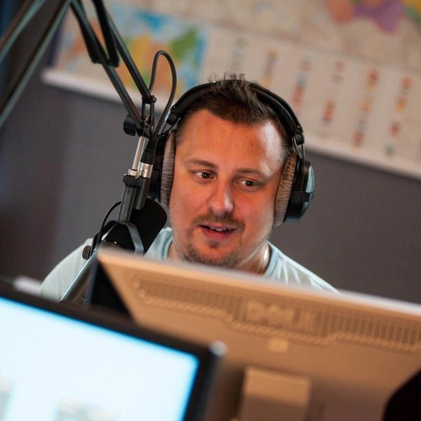 Настала очередь Игоря Панькова накидать вам музыки для майских праздников: 