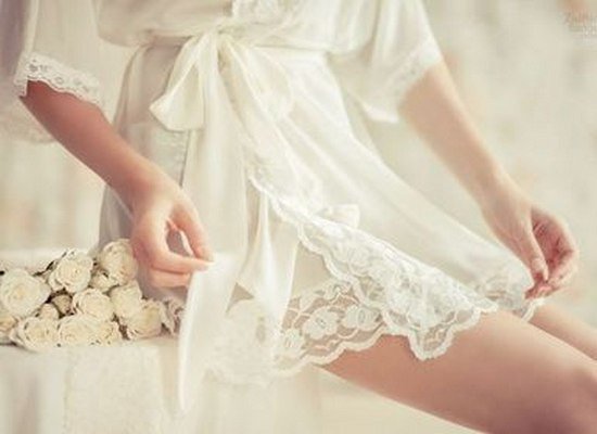 Ты не можешь взять на себя ответственность за всех, с кем сталкивает тебя судьба. Если какой-то человек не может быть счастливым, общаясь с тобой, нет смысла тратить свои душевные силы в попытке изменить его или разрешить его проблемы. Есть много других людей, которым ты сумеешь подарить радость и счастье, сам наслаждаясь их обществом.